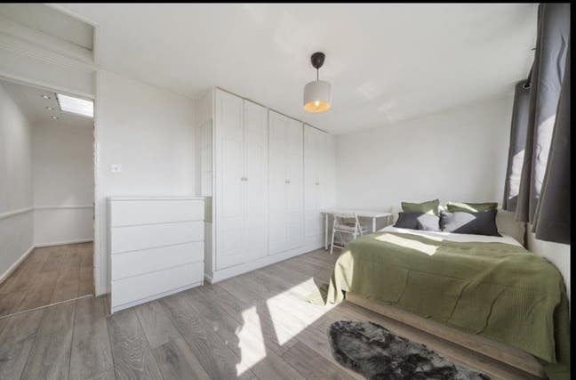 XL Double Room (1st Dec to 9th Jan) Sublet Main Photo