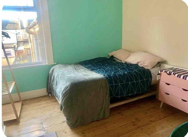 Double room in friendly house share with cats Main Photo
