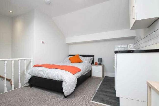 Double En/Suite with Kitchenette Main Photo
