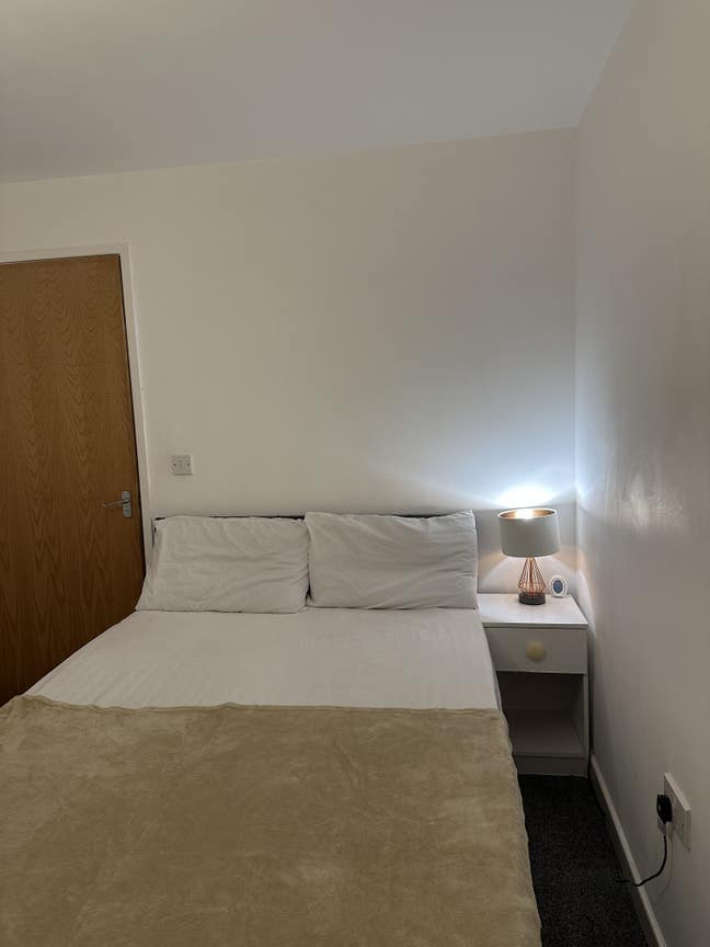 Double bedroom available in Warrington Main Photo