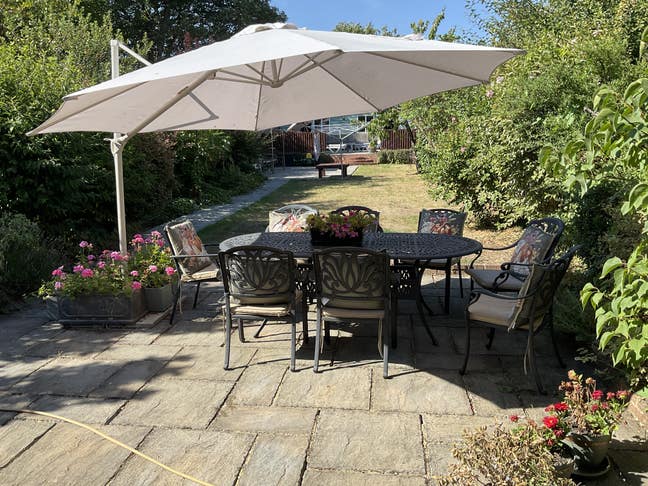 Double room near Maidenhead Train Station Main Photo