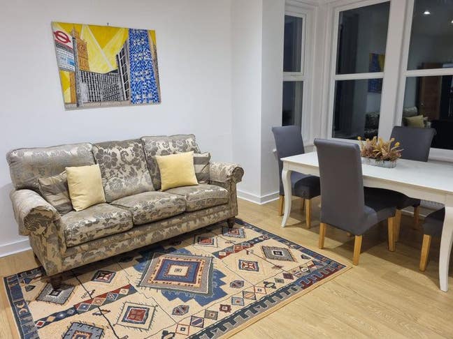 ✅ Spacious Double Room in a Shared House Main Photo