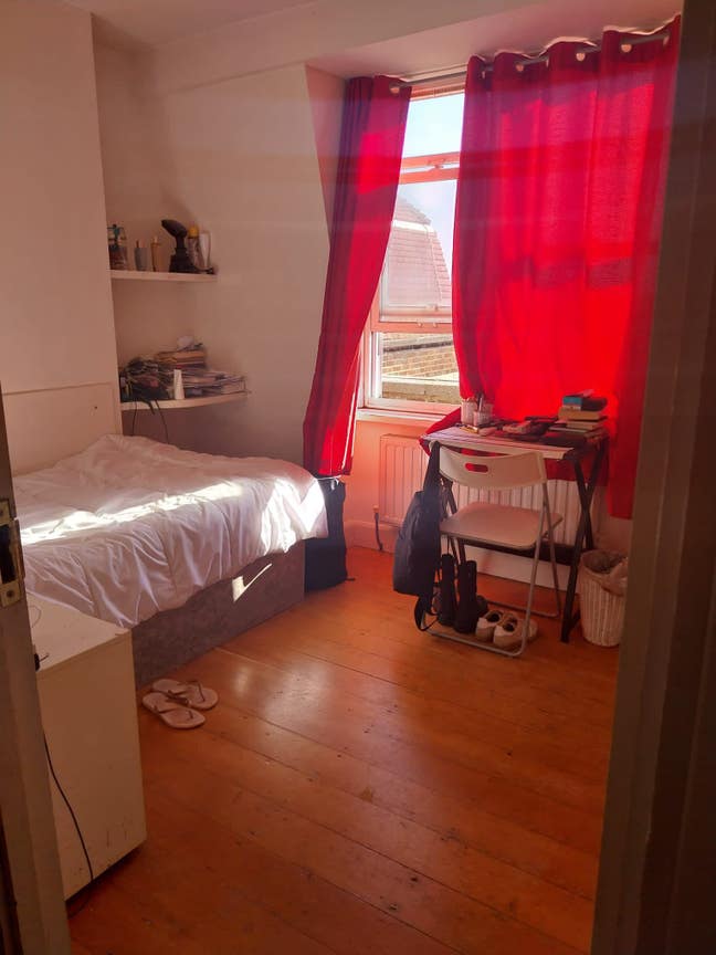 ***Fulham- Single Room-3 Min Walk Tube*** Main Photo