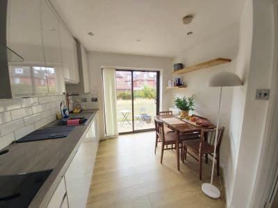 Double Room in Beautiful Quiet Location  Main Photo