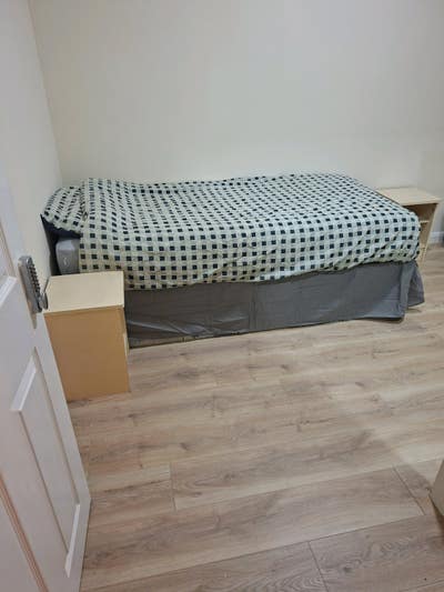 Single room for rent  Main Photo