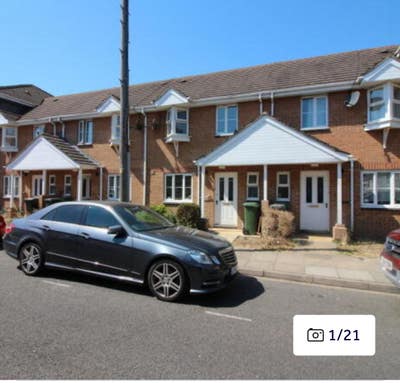 Couple Room (Double)for working professional  Main Photo