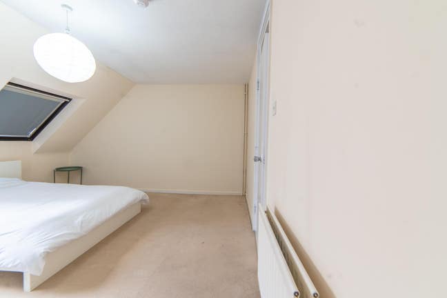 💎 Beautiful En-suite double Bedroom - E14  Main Photo