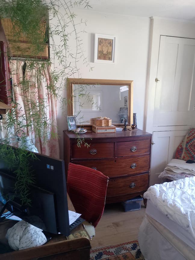 Comfortable room in happy house in Lewes.  Main Photo