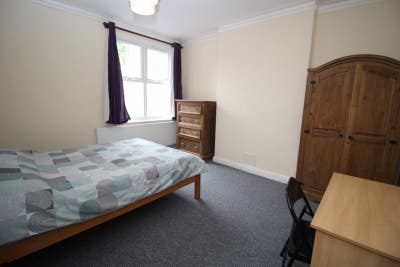 All Inclusive Student Rooms - with parking  Main Photo