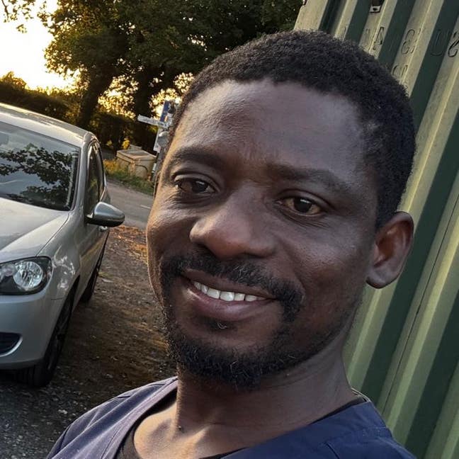 41 year old Male seeks a double room Main Photo