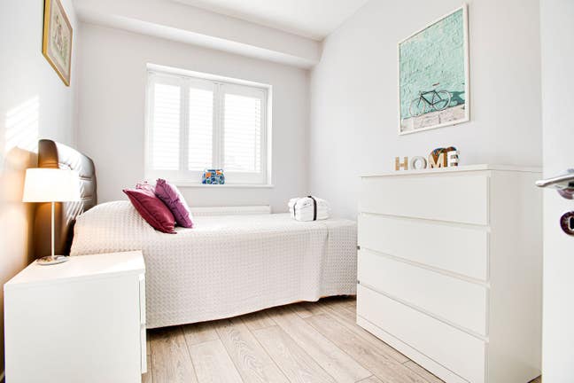 Modern, Clean, Safe, Secure Double (HR) Main Photo