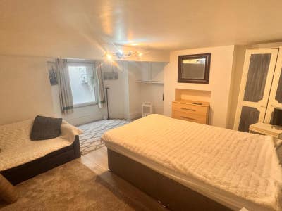 Luxury House Main Photo