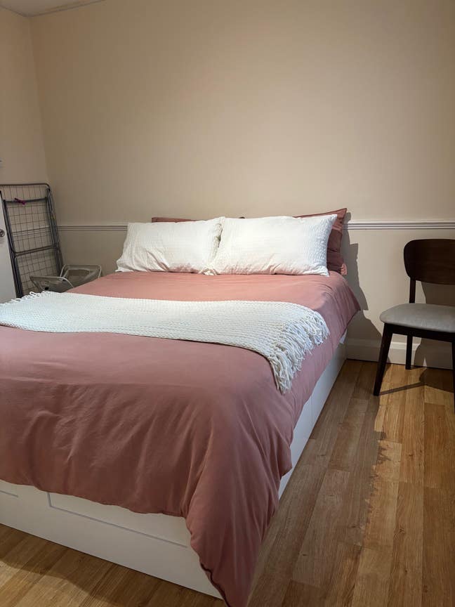 3 rooms available in Stratford Main Photo