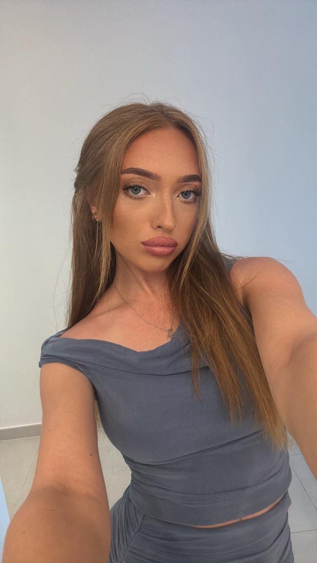 Hi, I’m Molly. I am looking for a long term room Main Photo