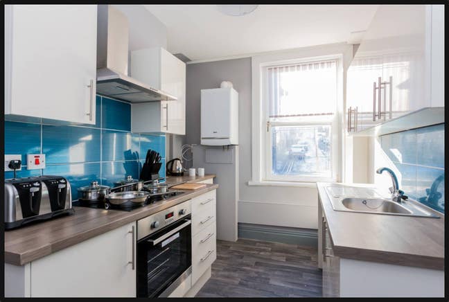 Luxury En-Suite Room – Barnsley Road, Wombell Main Photo