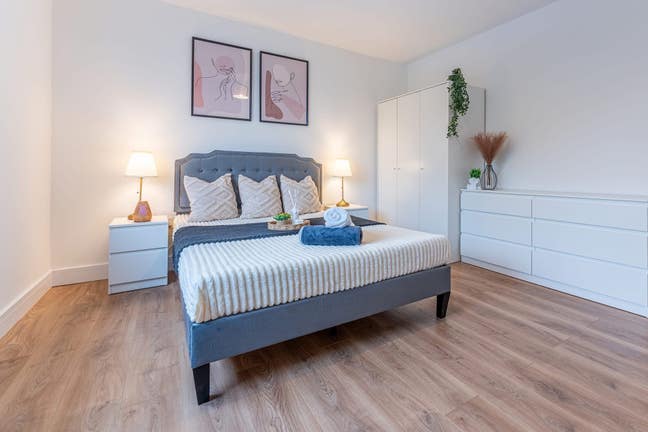 Newly refurbished house - 2 rooms, near Halesfield Main Photo