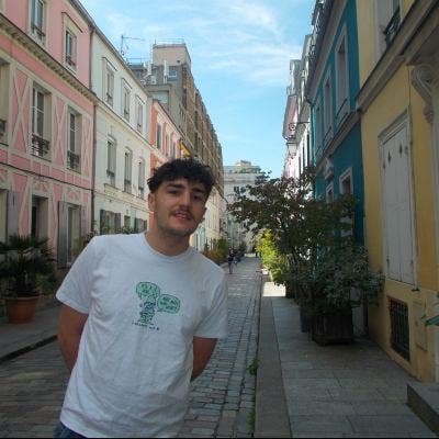 22yr old male looking for room ASAP Main Photo