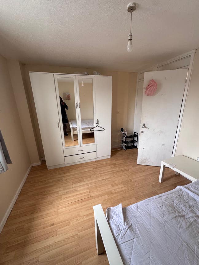 Double room available  Main Photo