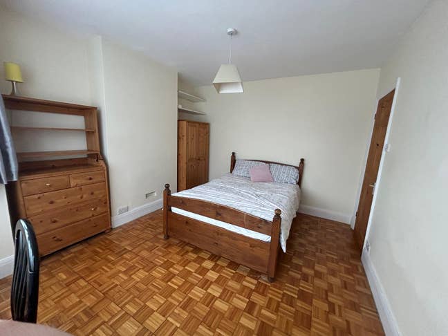 Double Rooms for Rent Kingsbury/Colindale Border Main Photo