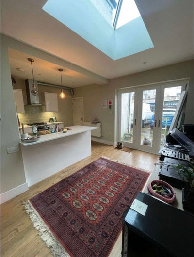 Room to rent in Southville Main Photo