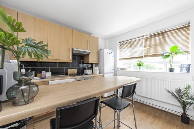 📍 Southfields Double – Easy London Commute 🚇 Main Photo