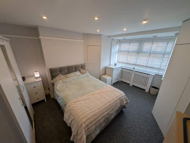 2 Spacious Double Rooms – Available Now  Main Photo
