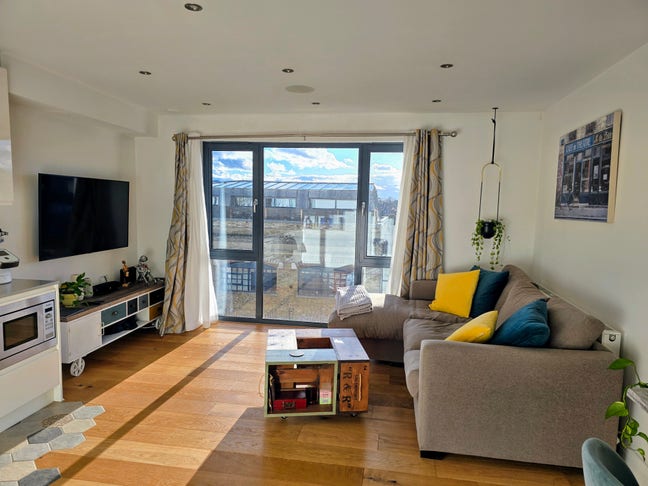 Beautiful, Bright 1-Bedroom Flat – Central London  Main Photo