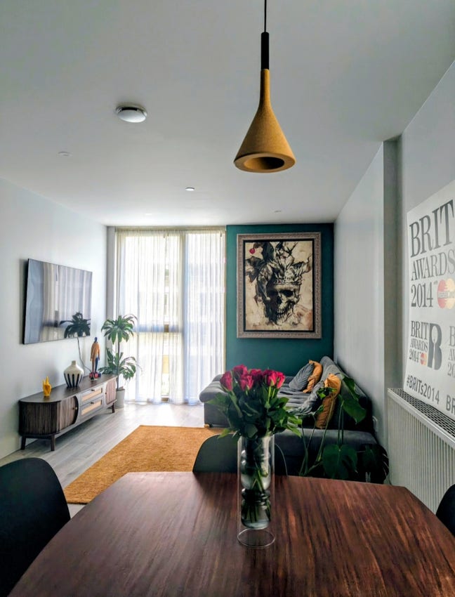 Short Let Brand New 1 Bed Apartment  Main Photo