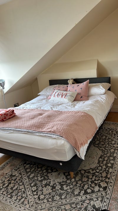 Lovely room in a 2 bedroom big flat SW16 Main Photo