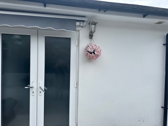 Self contained studio all bills included with rent Main Photo
