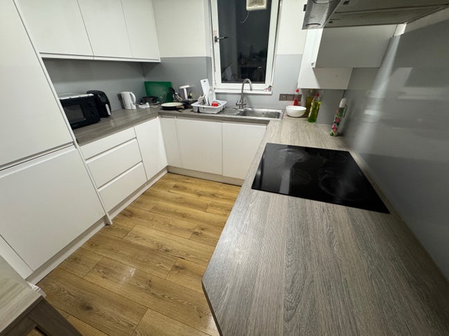 3 bedroom flat  Main Photo