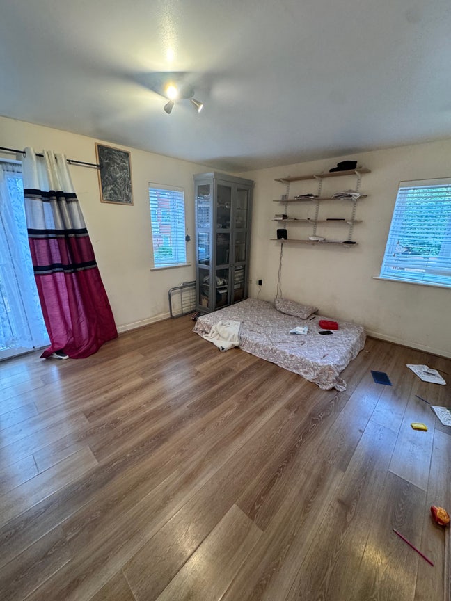 Full Flat Available(3 Rooms) in Goodmayes/Ilford❤️ Main Photo
