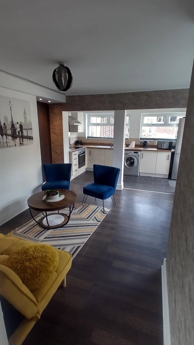 2 Double rooms to rent Main Photo
