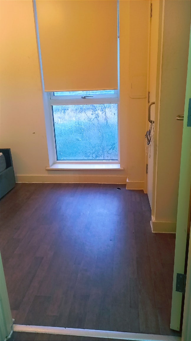 Modern Friendly Flatshare–Double Room, 7mins to 🚇 Main Photo