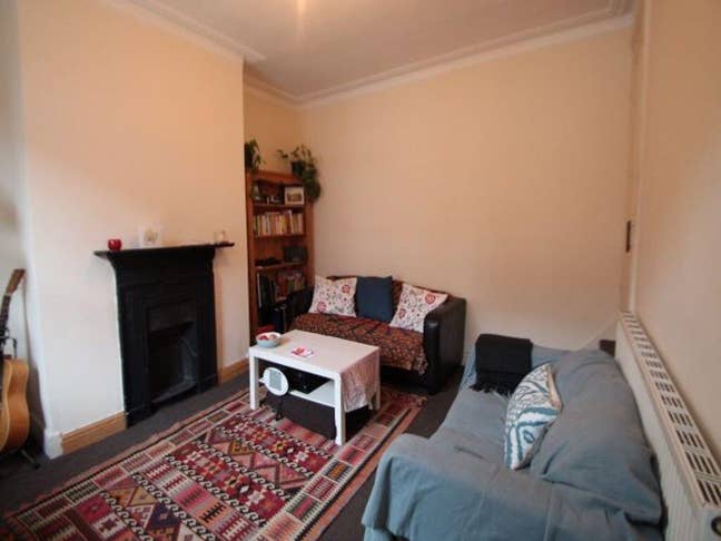 1 Room Available in a 2-Person Shared House Main Photo