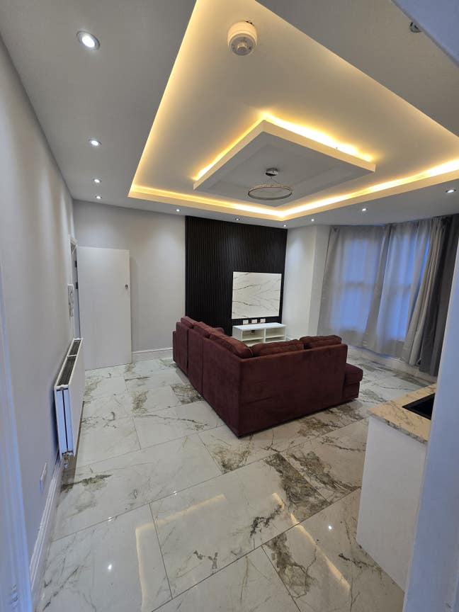 3 bed flat  Main Photo