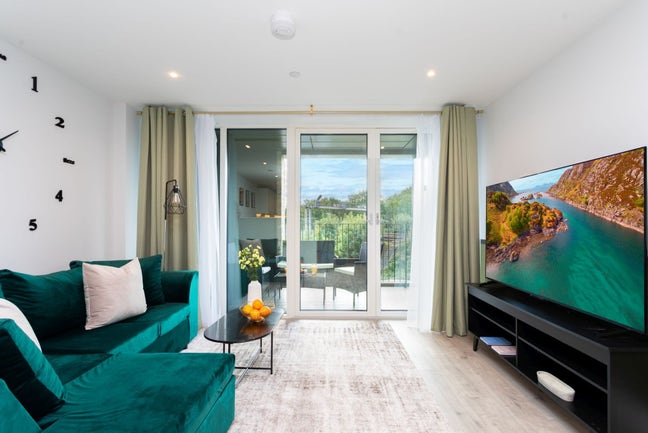 Bright & Lovely Rooms - All Bills Incl | Lewisham Main Photo