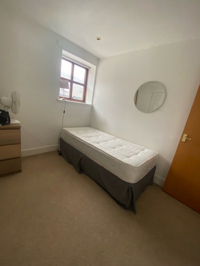 Room for Rent in Garnethill  Main Photo
