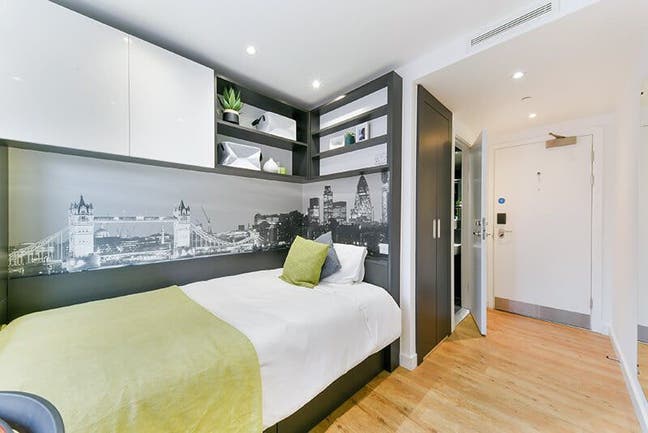 Urbanest King’s Cross – 23rd Floor Large Ensuite Main Photo