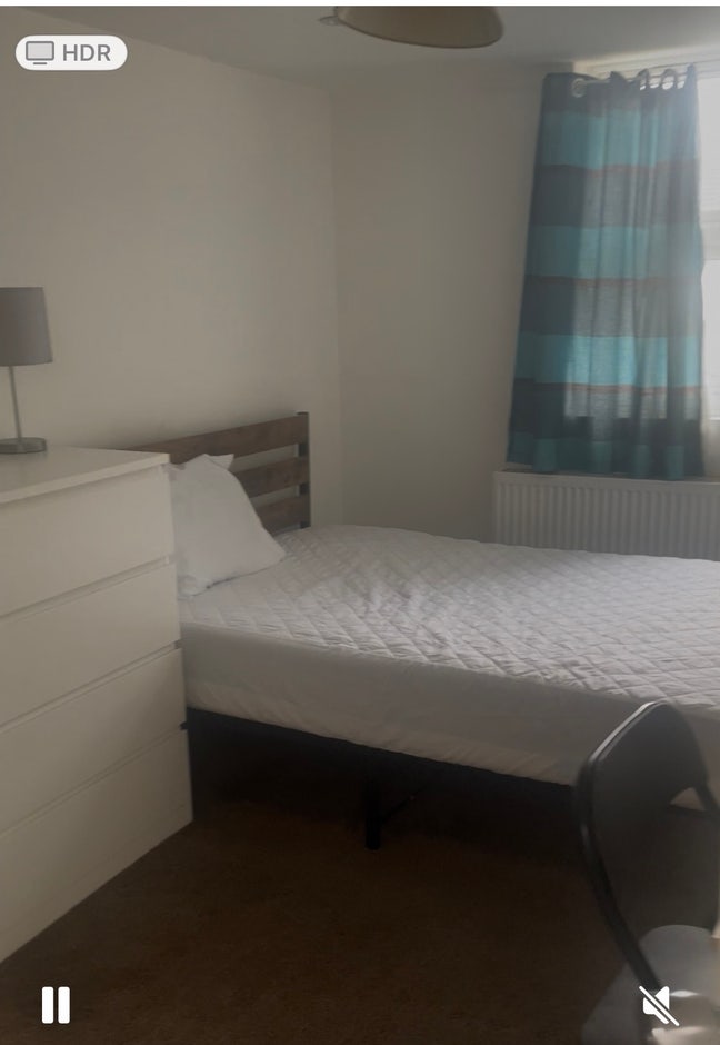 Beautiful Room in E6 Main Photo