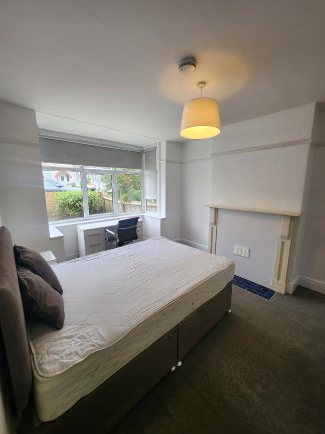 Student room to let  Main Photo