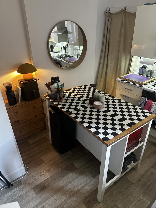 2 Bed Spacious Flat near Ravenscourt Park  Main Photo