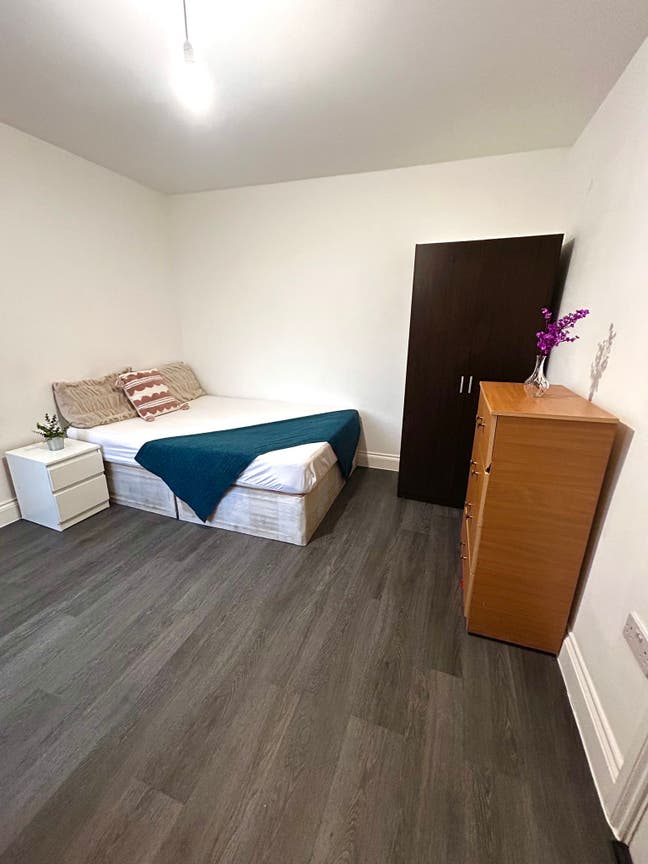 Double room in Wembley Central Main Photo