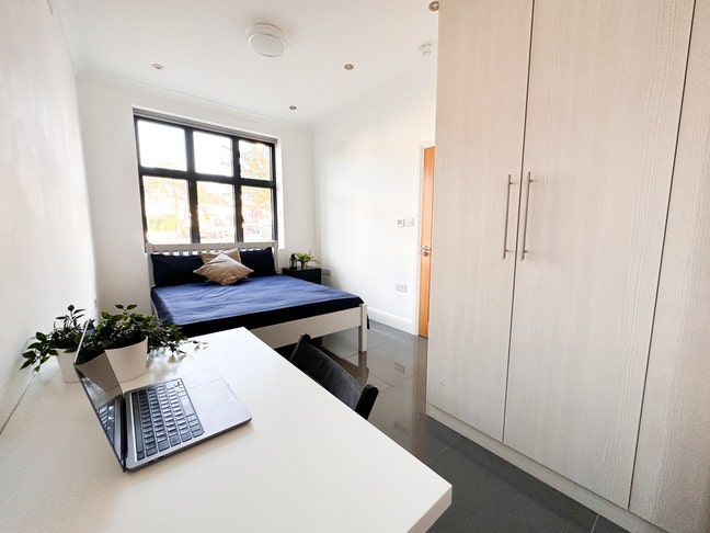 🏡 Modern Single Ensuite at 10 Min from Jubilee Main Photo