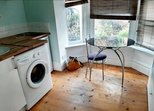 Studio Apartment Main Photo
