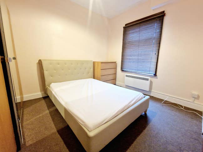 Beautiful 1 bedroom in Fins-bury Park Main Photo