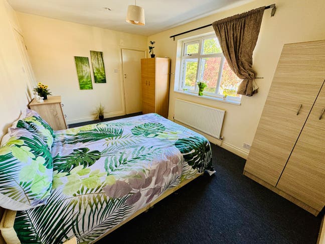 🏠 Spacious Double Room in West Acton – Zone 3	 Main Photo