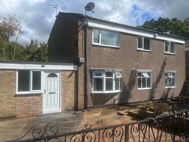 **Rooms Available Shared Accommodation** Main Photo