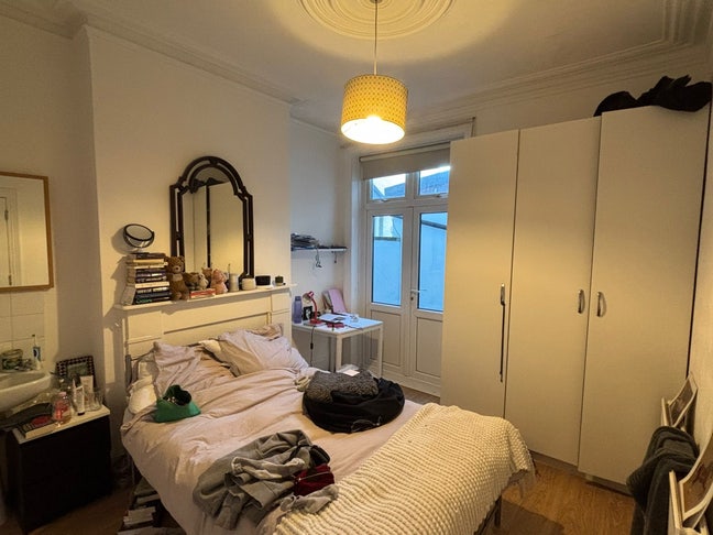 1 double room available to rent  Main Photo