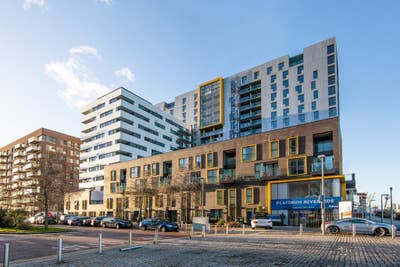 Bright Large Double in 4Bed Flat *North Greenwich Main Photo